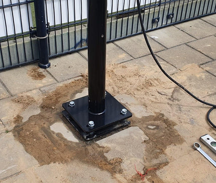 Alarm SystemExpert.co.uk Runder Kameramast mit Kippanker 4 Meter Ø 90mm
