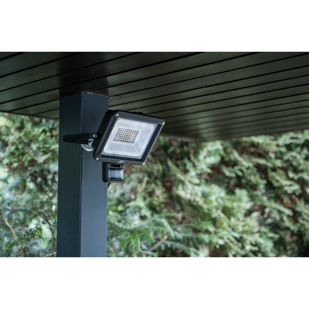 Nedis LED Spotlight JARO 4060P, IP65, 30W, 3450lm, 6500K, met bewegingsmelder