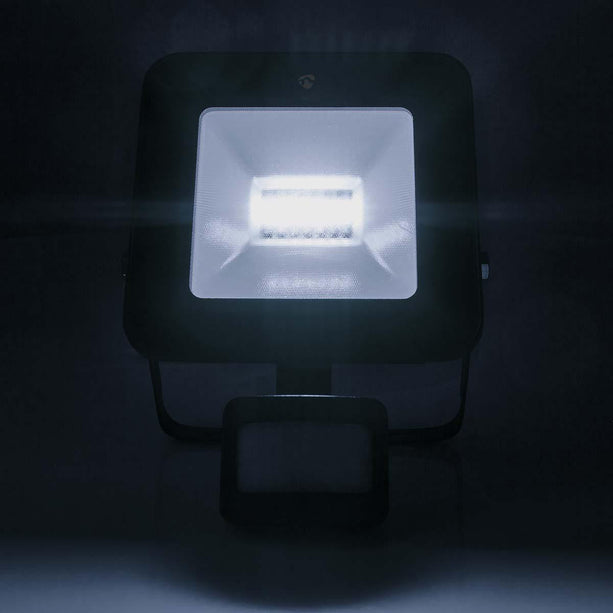 Nedis SmartLife LED Schijnwerper met bewegingssensor