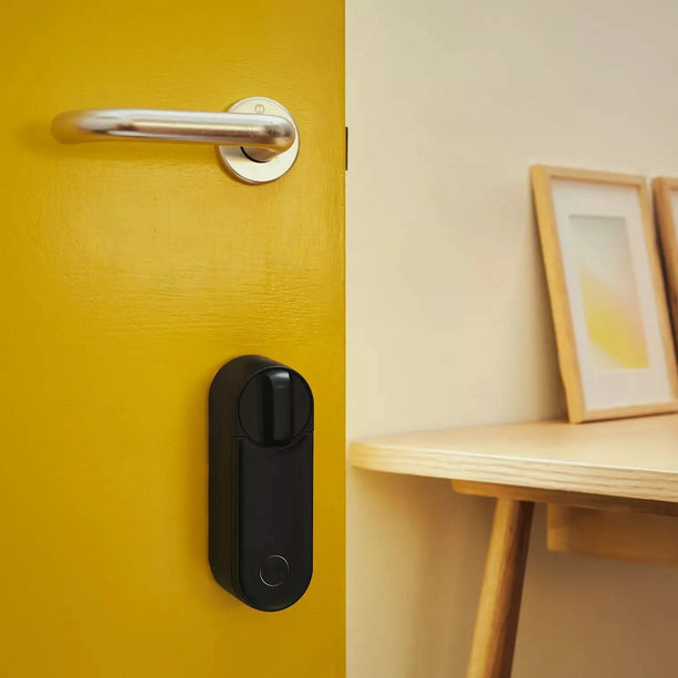 Yale Yale Linus Smart Lock L2, serrure de porte mince Noir